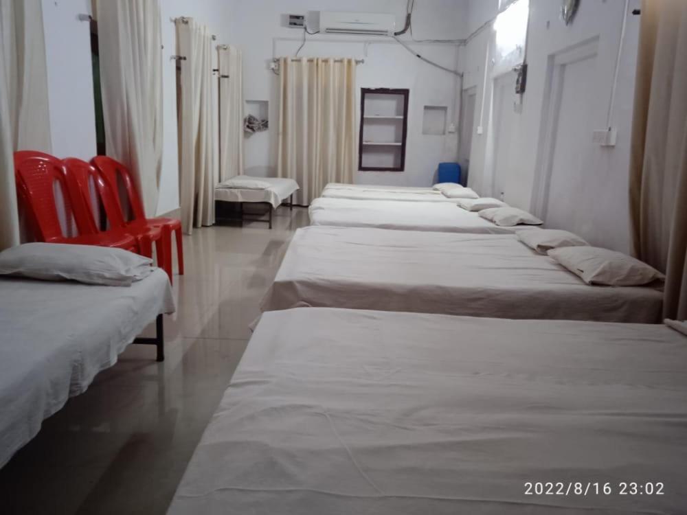 Shri Swami Sheetal Das Akhada B1-88 Assi , Near Pushkar Talab,Varanasi, Ashram Dharmshala Hotel Kültér fotó
