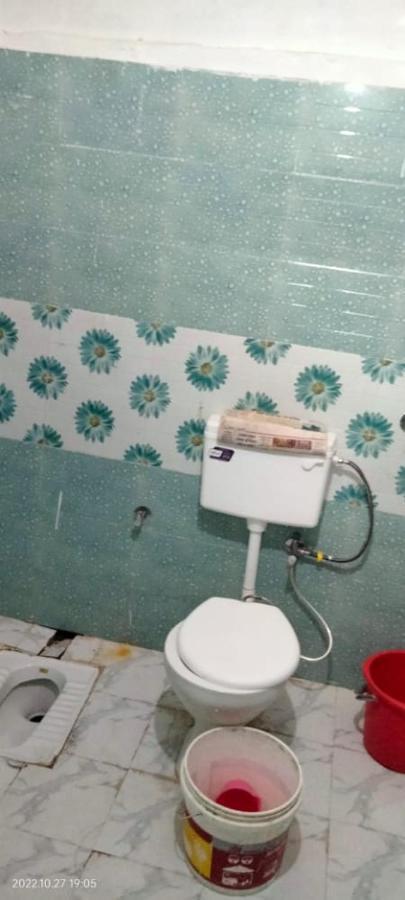 Shri Swami Sheetal Das Akhada B1-88 Assi , Near Pushkar Talab,Varanasi, Ashram Dharmshala Hotel Kültér fotó